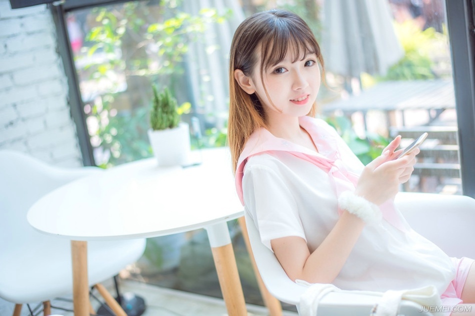 世界上其实根本没有感同身受这回事，针不刺到别人身上，他们就不知道有多痛。